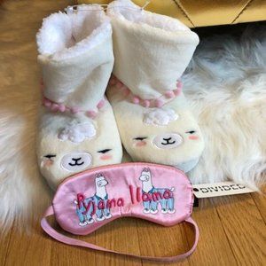 Justice Llama Plush Slipper Booties & Sleep Mask